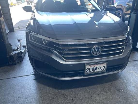 VOLKSWAGEN PASSAT 2020 1VWMA7A3XLC027528 image