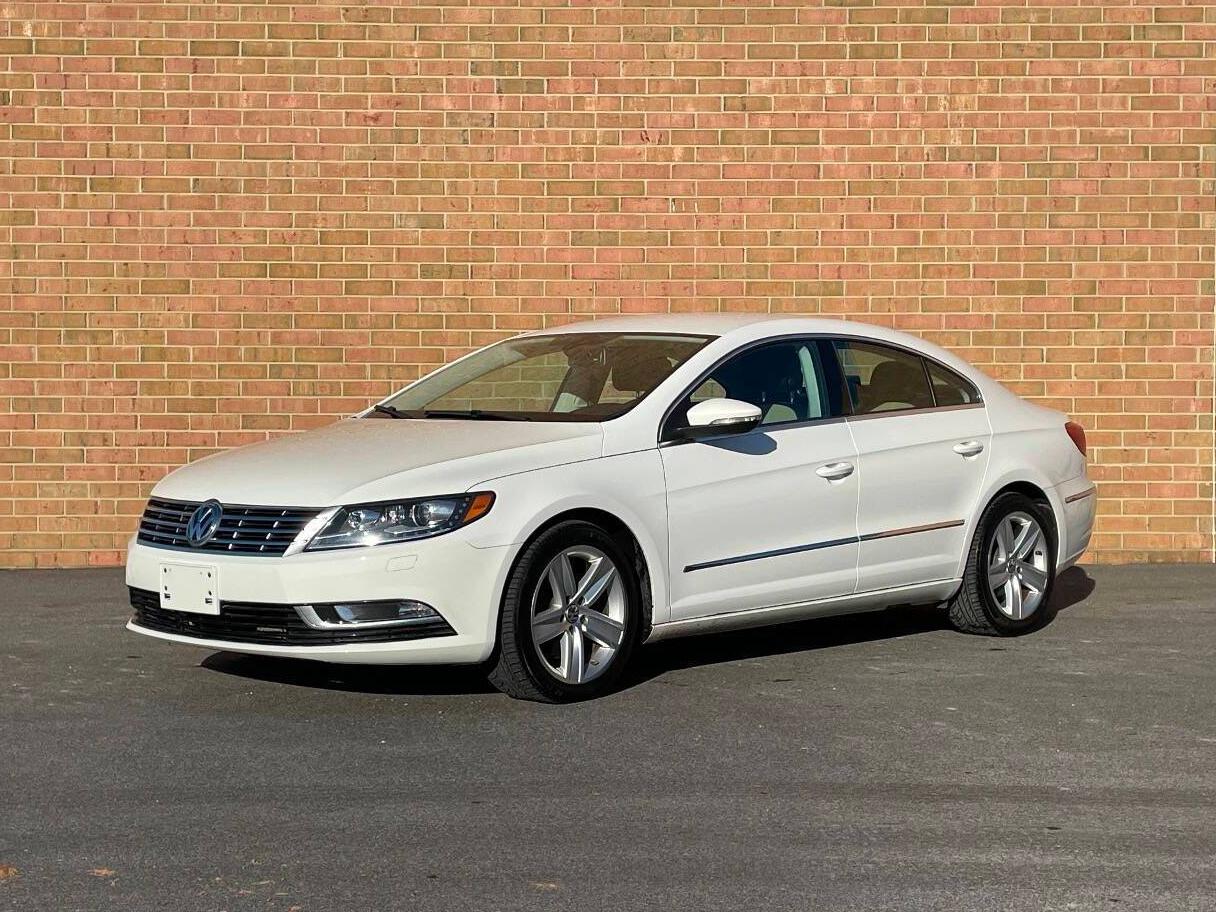 VOLKSWAGEN PASSAT 2013 WVWBP7AN1DE561324 image