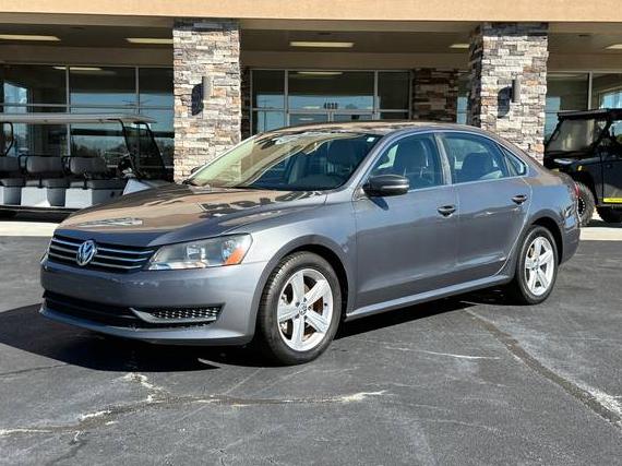 VOLKSWAGEN PASSAT 2013 1VWBH7A36DC098827 image