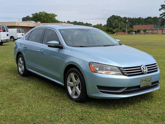 VOLKSWAGEN PASSAT 2013 1VWBN7A33DC098647 image