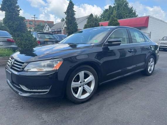 VOLKSWAGEN PASSAT 2013 1VWBP7A30DC147605 image