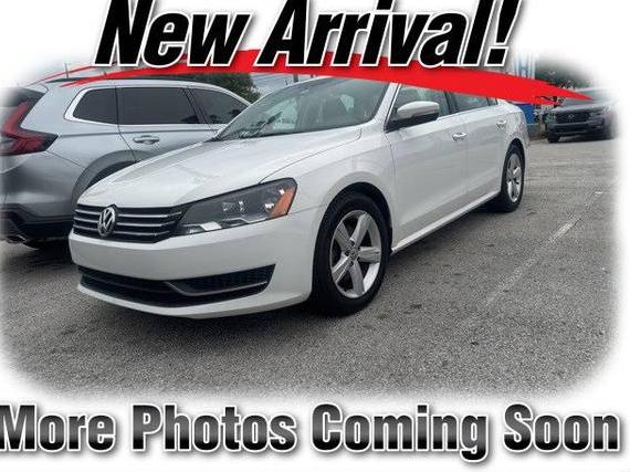 VOLKSWAGEN PASSAT 2013 1VWBP7A30DC048119 image