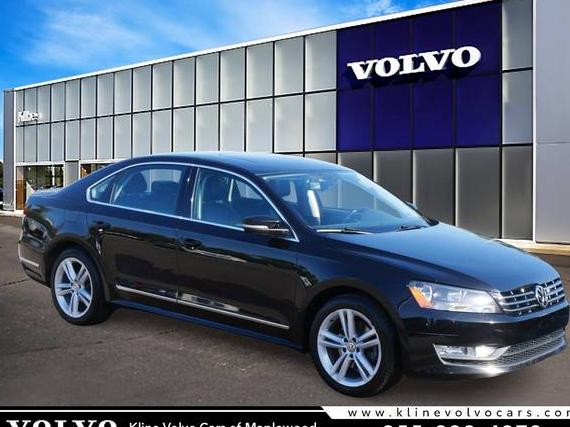 VOLKSWAGEN PASSAT 2013 1VWCM7A31DC146055 image