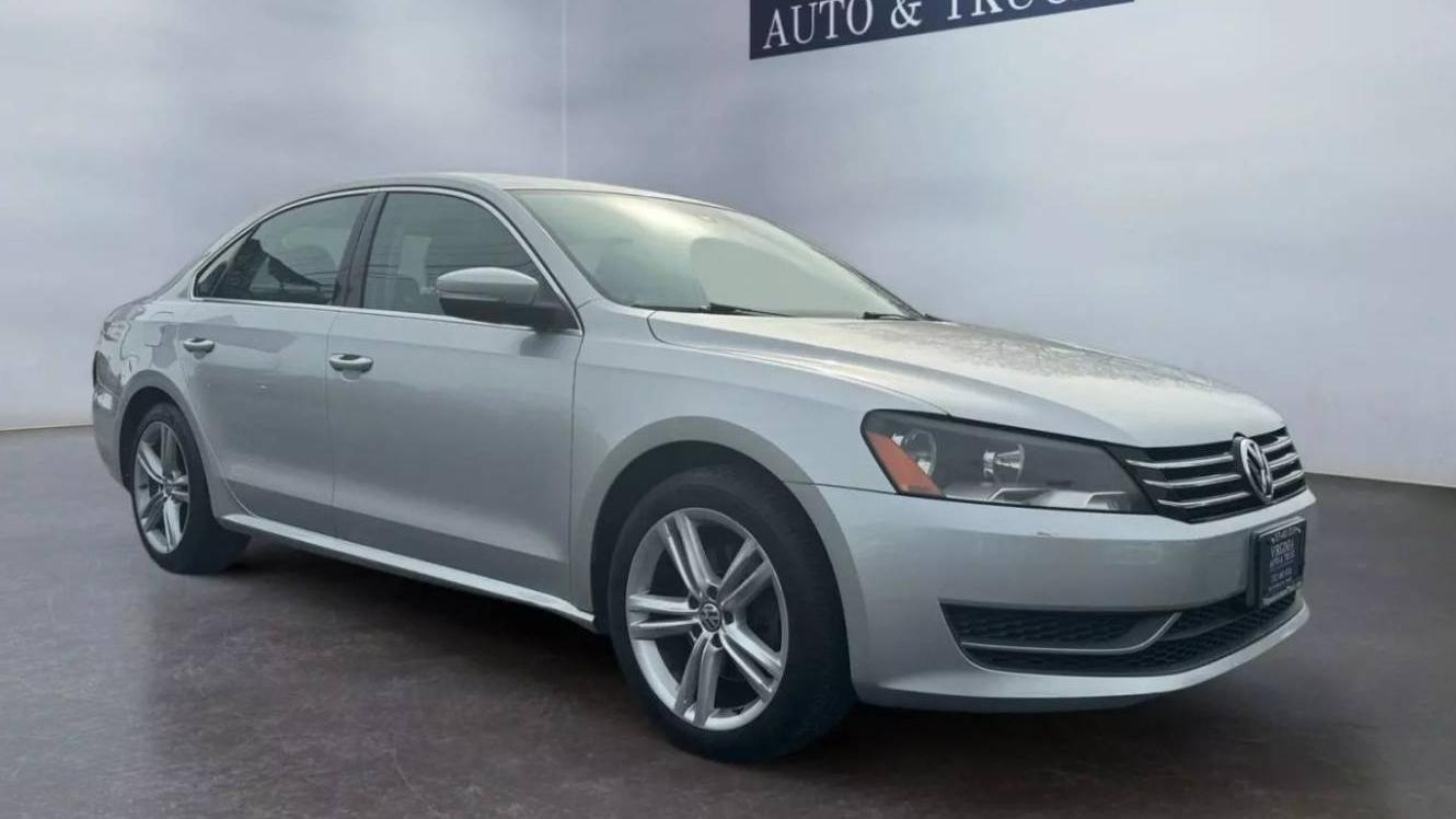 VOLKSWAGEN PASSAT 2014 1VWBT7A35EC051742 image