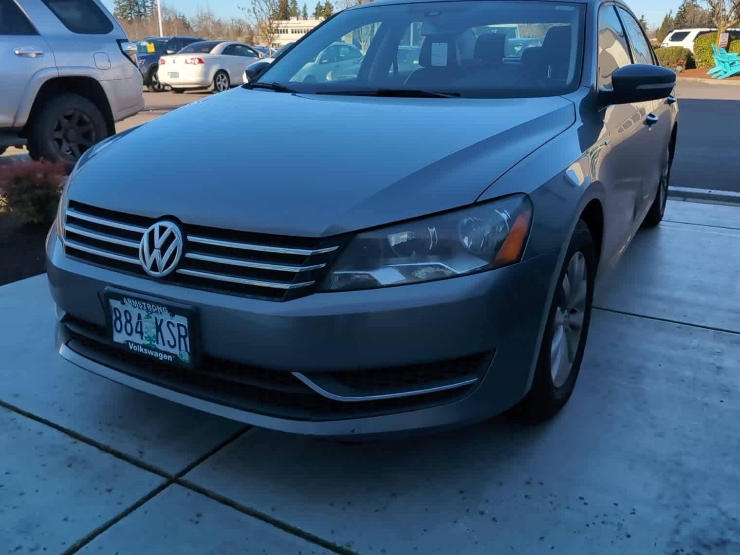 VOLKSWAGEN PASSAT 2014 1VWAT7A36EC110082 image