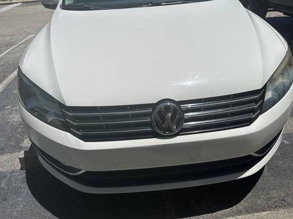 VOLKSWAGEN PASSAT 2014 1VWBN7A31EC099393 image