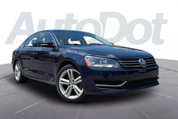VOLKSWAGEN PASSAT 2014 1VWBT7A33EC053098 image