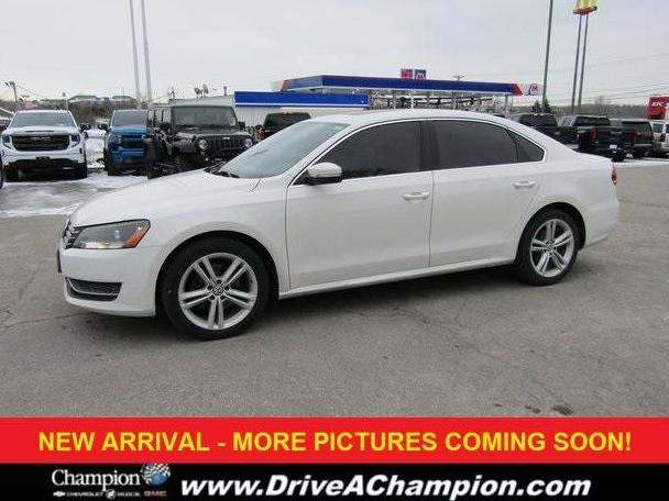 VOLKSWAGEN PASSAT 2015 1VWBV7A39FC023986 image