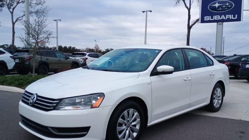 VOLKSWAGEN PASSAT 2015 1VWAT7A34FC049722 image