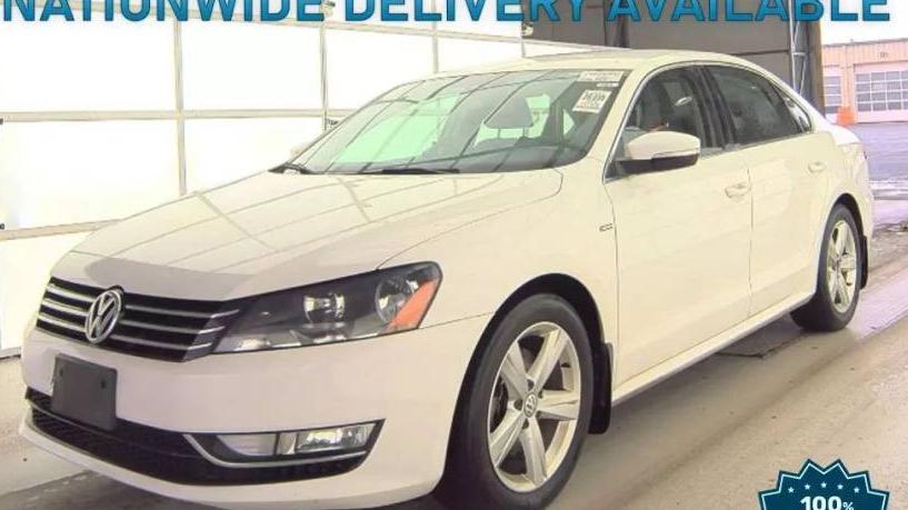 VOLKSWAGEN PASSAT 2015 1VWAT7A30FC113884 image