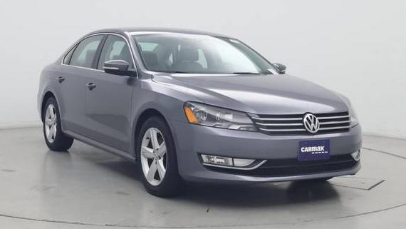 VOLKSWAGEN PASSAT 2015 1VWAT7A37FC083492 image