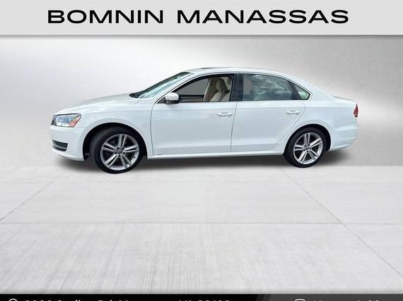 VOLKSWAGEN PASSAT 2015 1VWBV7A33FC085299 image