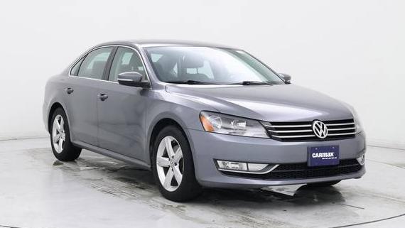 VOLKSWAGEN PASSAT 2015 1VWAT7A37FC079233 image