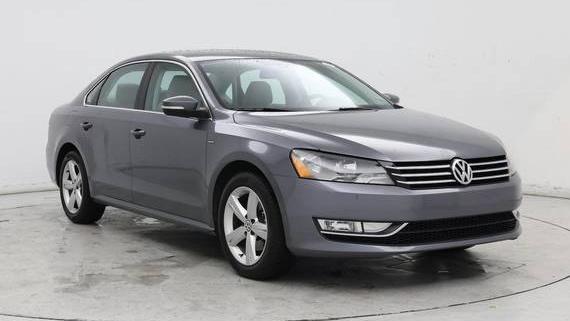 VOLKSWAGEN PASSAT 2015 1VWAT7A38FC123322 image
