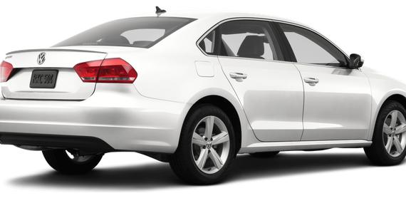 VOLKSWAGEN PASSAT 2015 1VWBV7A36FC052314 image