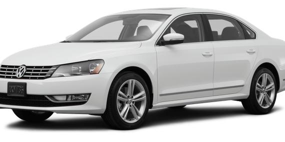 VOLKSWAGEN PASSAT 2015 1VWCV7A3XFC036556 image
