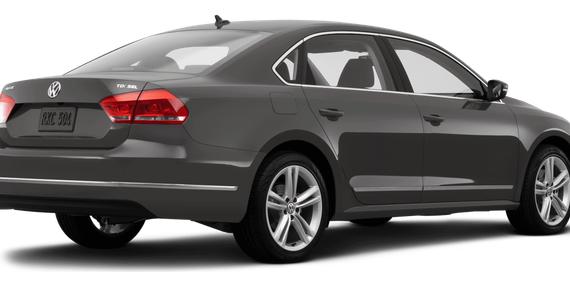 VOLKSWAGEN PASSAT 2015 1VWCT7A30FC069068 image