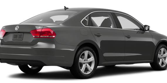 VOLKSWAGEN PASSAT 2015 1VWAS7A33FC100050 image