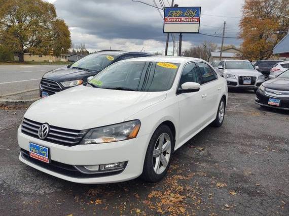VOLKSWAGEN PASSAT 2015 1VWAT7A37FC091978 image
