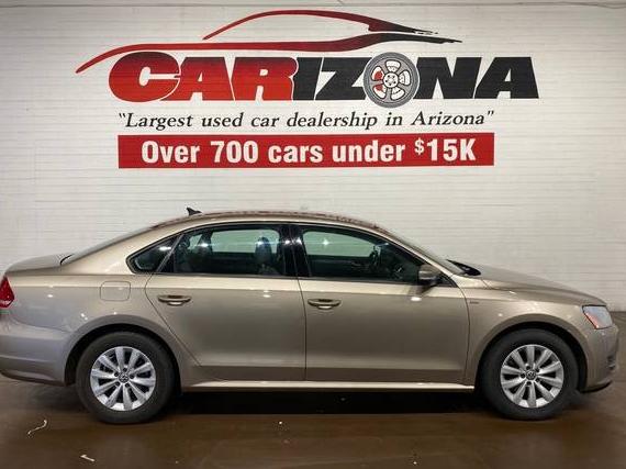 VOLKSWAGEN PASSAT 2015 1VWAT7A30FC090140 image