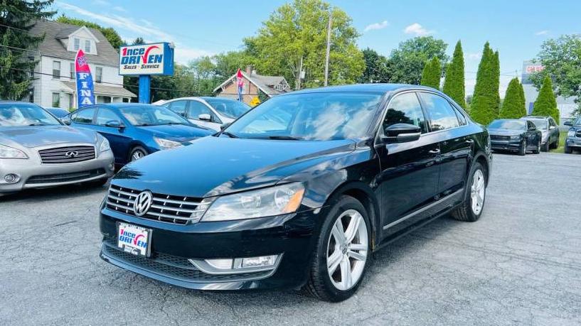 VOLKSWAGEN PASSAT 2015 1VWCV7A3XFC101132 image