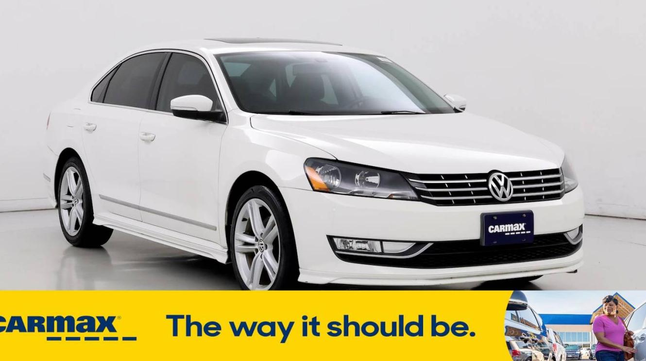 VOLKSWAGEN PASSAT 2015 1VWCM7A34FC096254 image