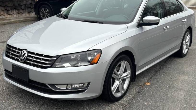 VOLKSWAGEN PASSAT 2015 1VWCV7A3XFC038968 image