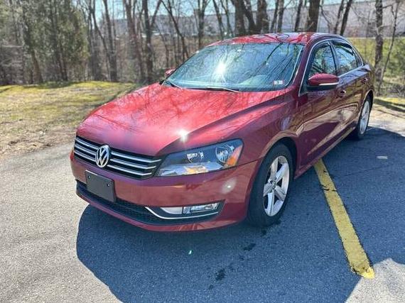 VOLKSWAGEN PASSAT 2015 1VWAT7A37FC106057 image