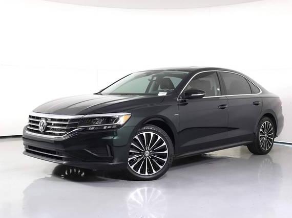 VOLKSWAGEN PASSAT 2022 1VWBA7A3XNC000890 image