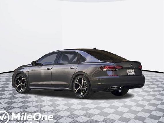 VOLKSWAGEN PASSAT 2022 1VWSA7A39NC001321 image