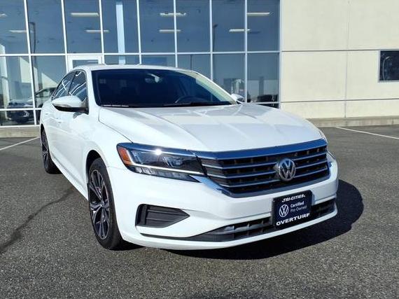 VOLKSWAGEN PASSAT 2022 1VWSA7A35NC005155 image