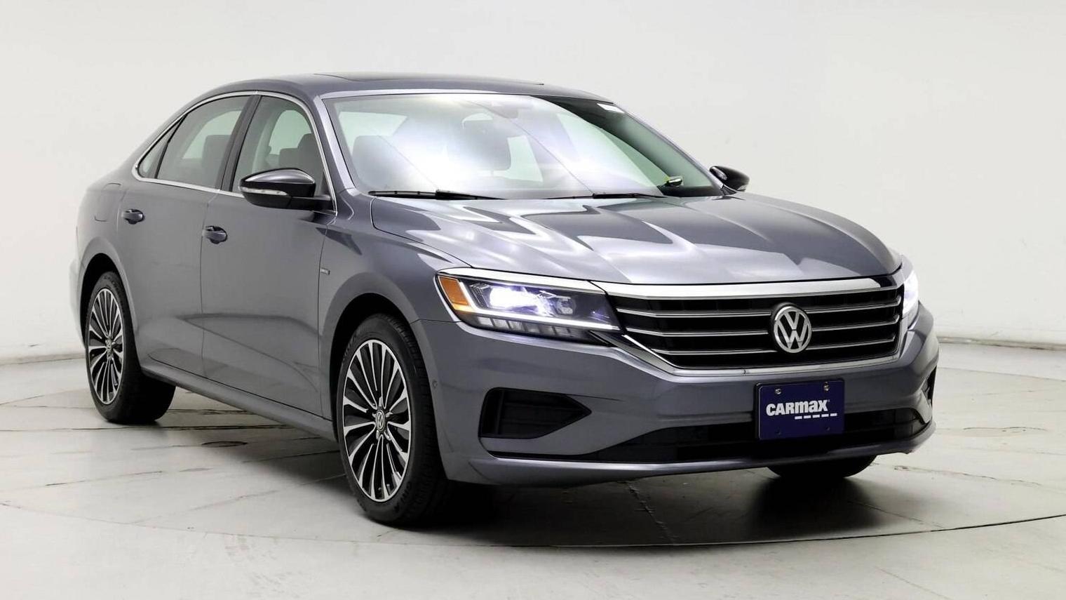 VOLKSWAGEN PASSAT 2022 1VWBA7A35NC004961 image