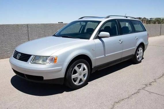 VOLKSWAGEN PASSAT 1999 WVWNA63B5XE513048 image