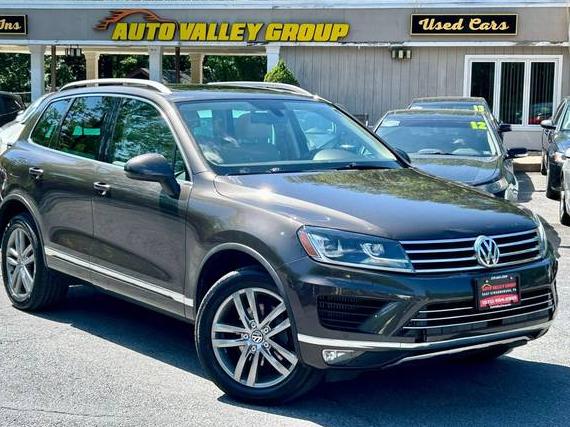 VOLKSWAGEN TOUAREG 2016 WVGEP9BP2GD005585 image