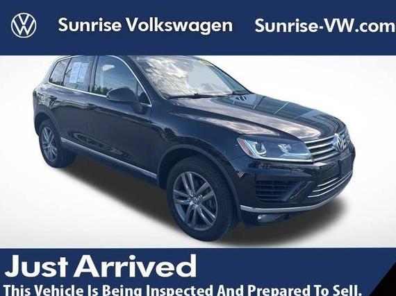 VOLKSWAGEN TOUAREG 2016 WVGEF9BP0GD010593 image