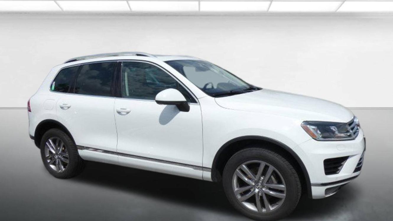 VOLKSWAGEN TOUAREG 2016 WVGEF9BP3GD012368 image