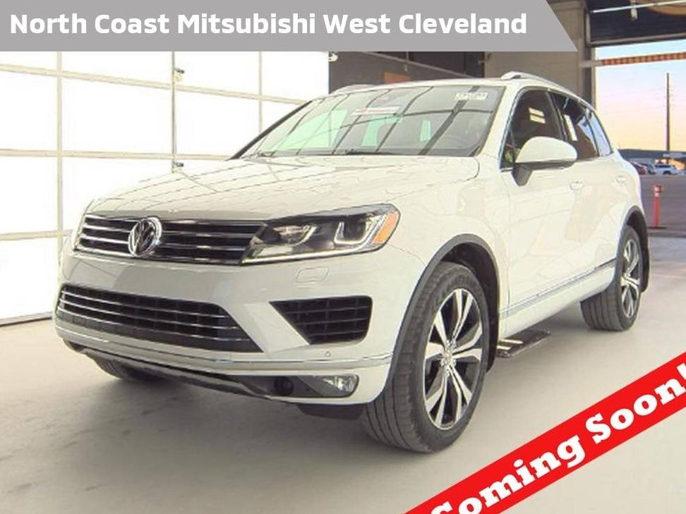 VOLKSWAGEN TOUAREG 2017 WVGRF7BP5HD005168 image