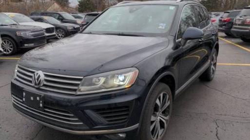 VOLKSWAGEN TOUAREG 2017 WVGRF7BP8HD003365 image