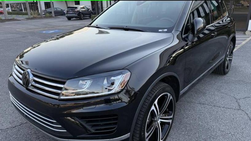 VOLKSWAGEN TOUAREG 2017 WVGGF7BP3HD004169 image