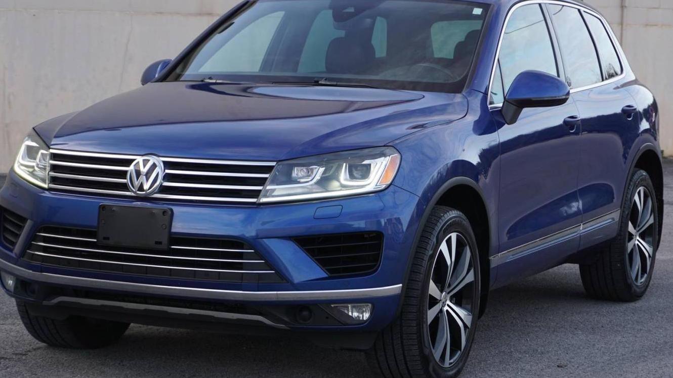 VOLKSWAGEN TOUAREG 2017 WVGRF7BP4HD005209 image