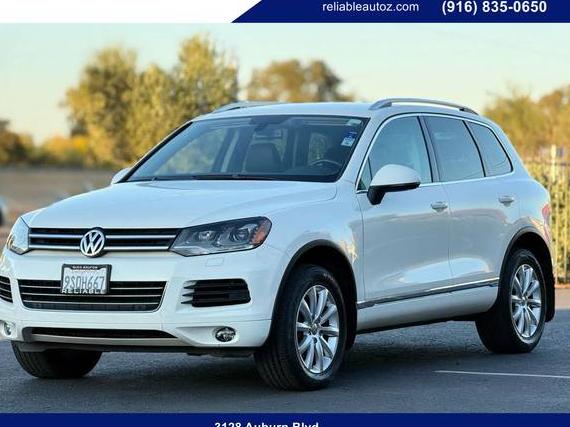 VOLKSWAGEN TOUAREG 2011 WVGFF9BP2BD006641 image