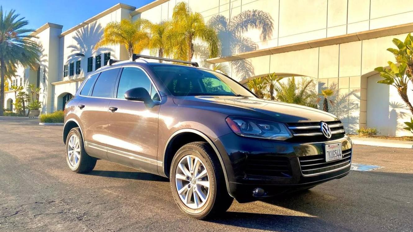 VOLKSWAGEN TOUAREG 2013 WVGEF9BP6DD008570 image