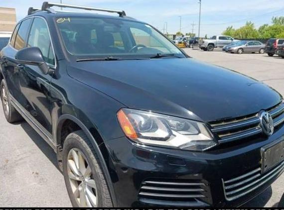 VOLKSWAGEN TOUAREG 2013 WVGEP9BP2DD013620 image