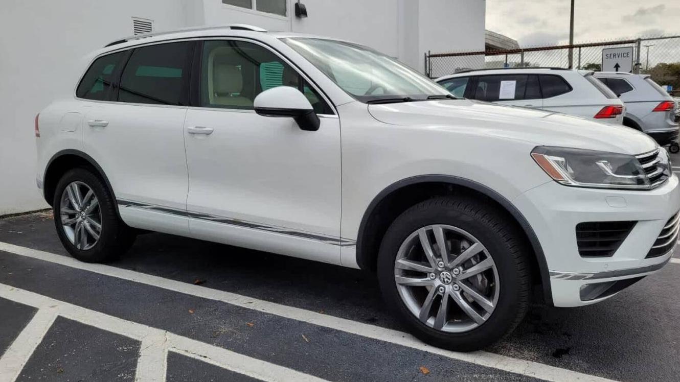 VOLKSWAGEN TOUAREG 2014 WVGEP9BP0ED006425 image