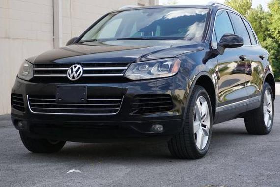 VOLKSWAGEN TOUAREG 2014 WVGEF9BP5ED014913 image