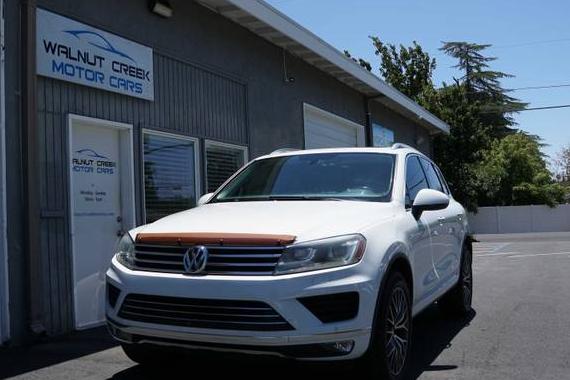 VOLKSWAGEN TOUAREG 2015 WVGEP9BP6FD006057 image
