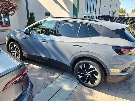 VOLKSWAGEN ID.4 2022 WVGTMPE21NP045785 image