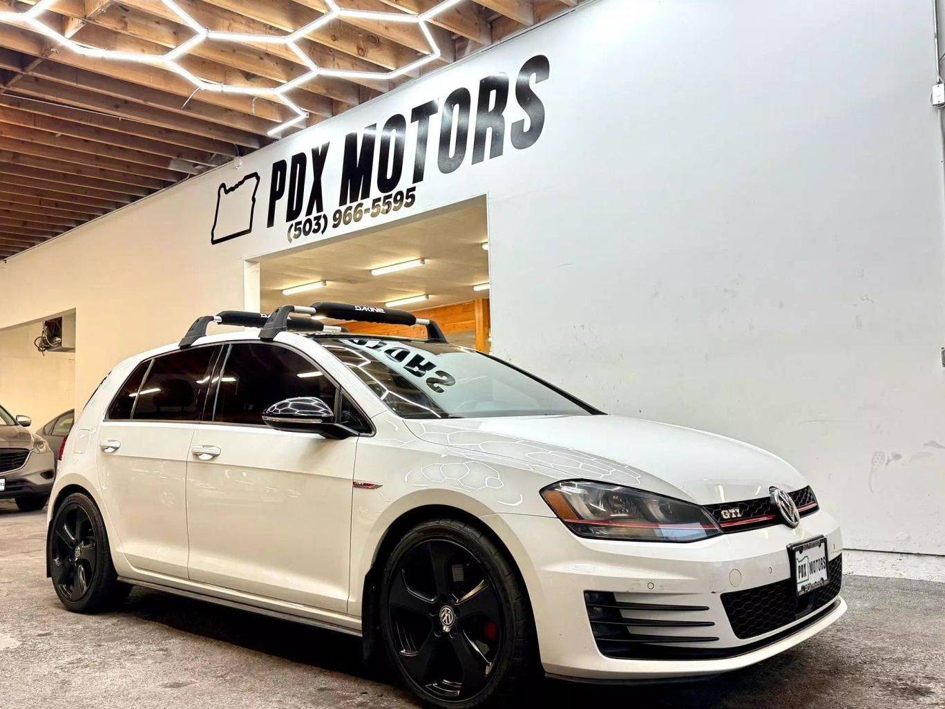 VOLKSWAGEN GTI 2015 3VW4T7AU5FM083365 image