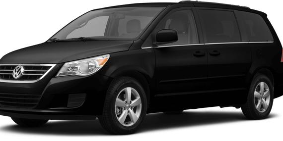 VOLKSWAGEN ROUTAN 2011 2V4RW3DG4BR670325 image