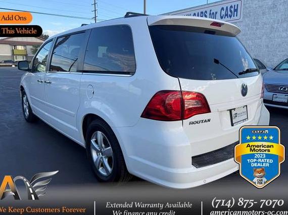 VOLKSWAGEN ROUTAN 2014 2C4RVADGXER134761 image